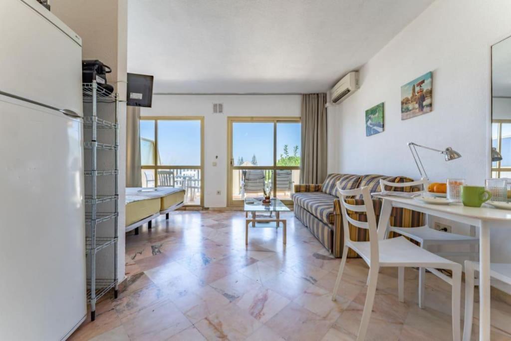 Ct 103 - Faro'S Romana Playa Studio 142 Марбелья Экстерьер фото